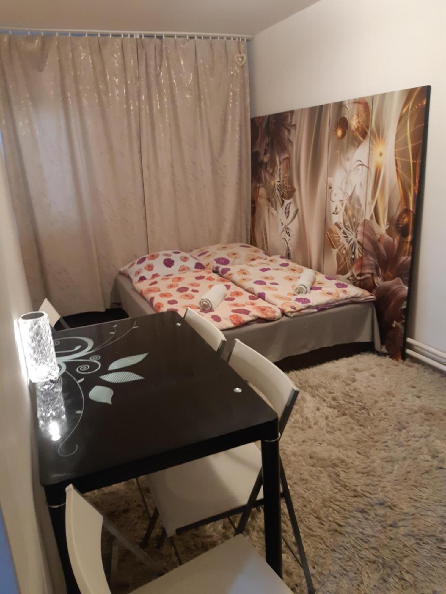 Bešeňová Apartment Pharamis מראה חיצוני תמונה