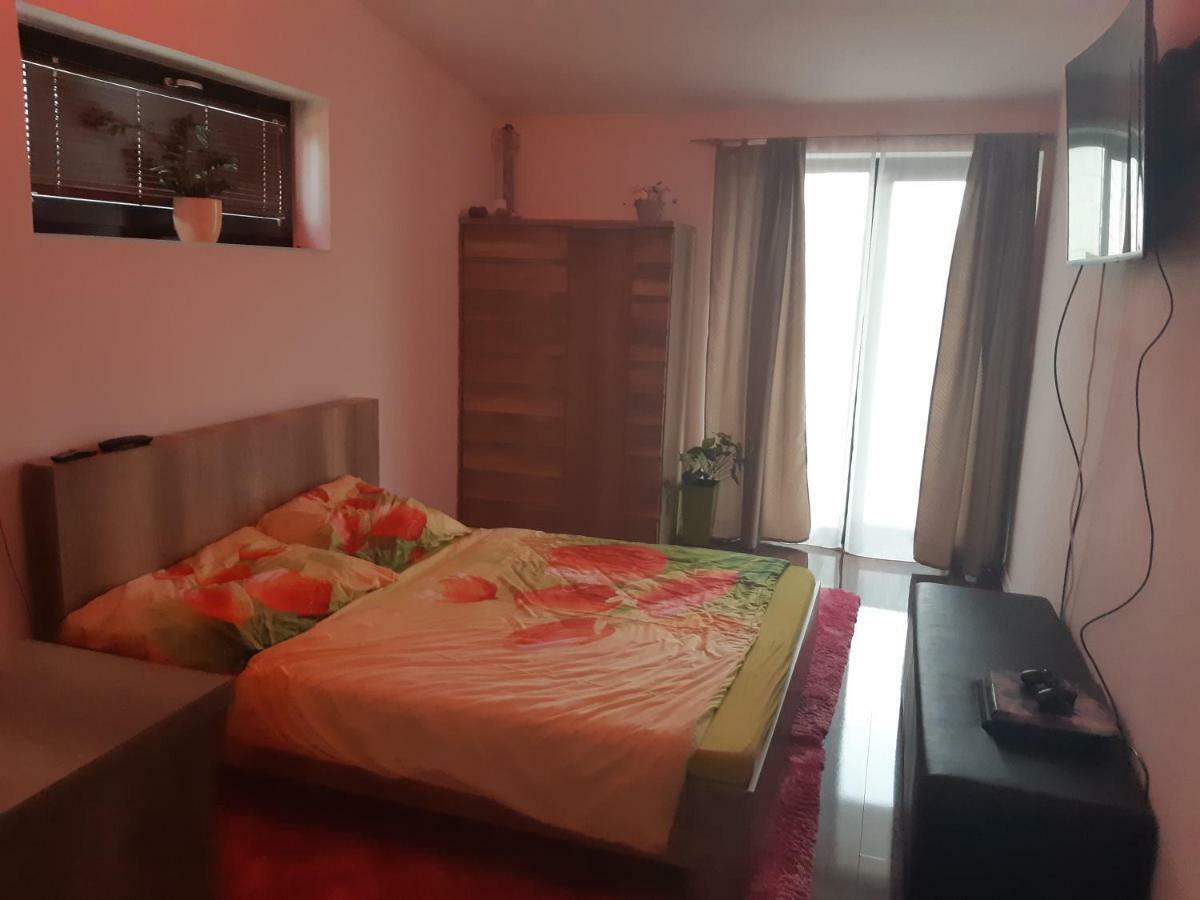 Bešeňová Apartment Pharamis מראה חיצוני תמונה